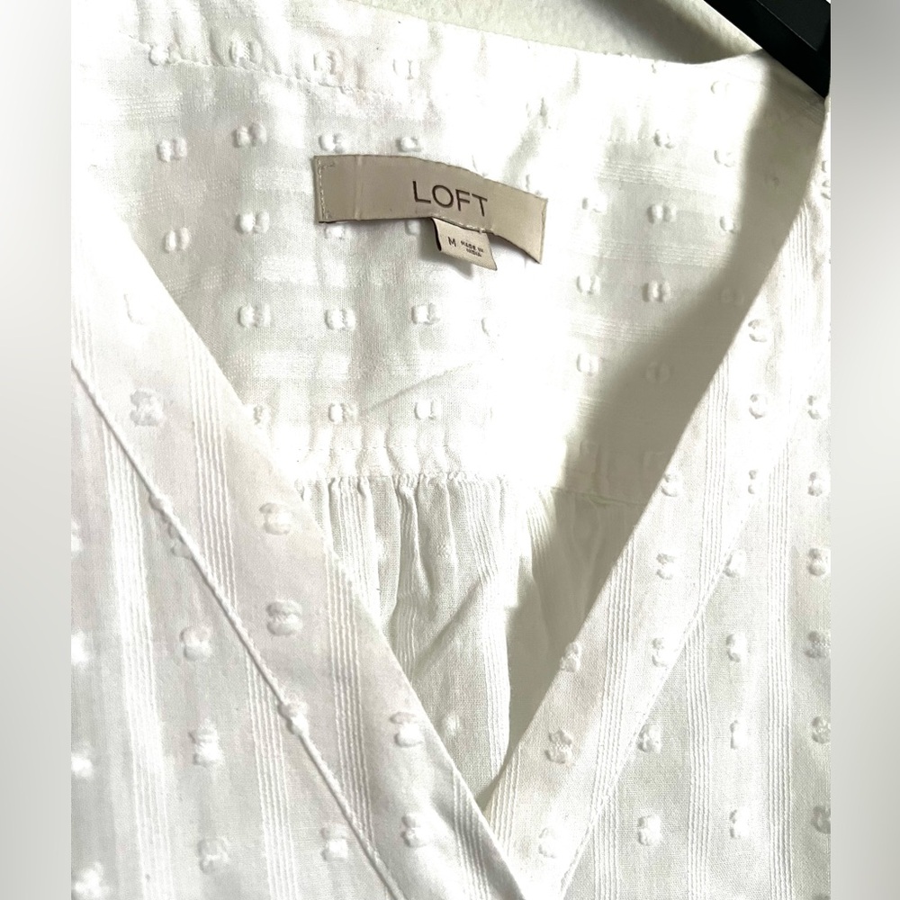 LOFT white v neck cotton top - Picture 4 of 6